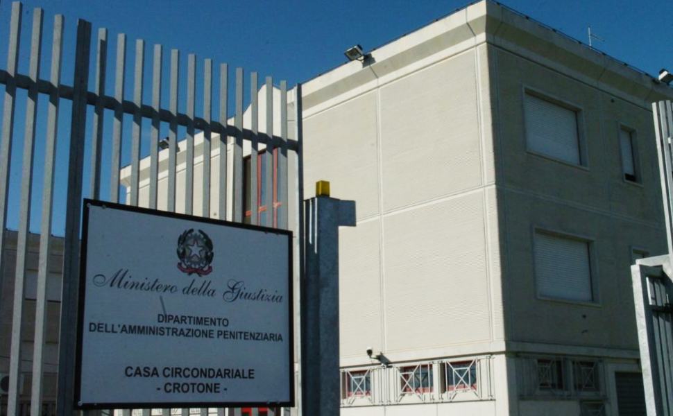 carcere crotone 1
