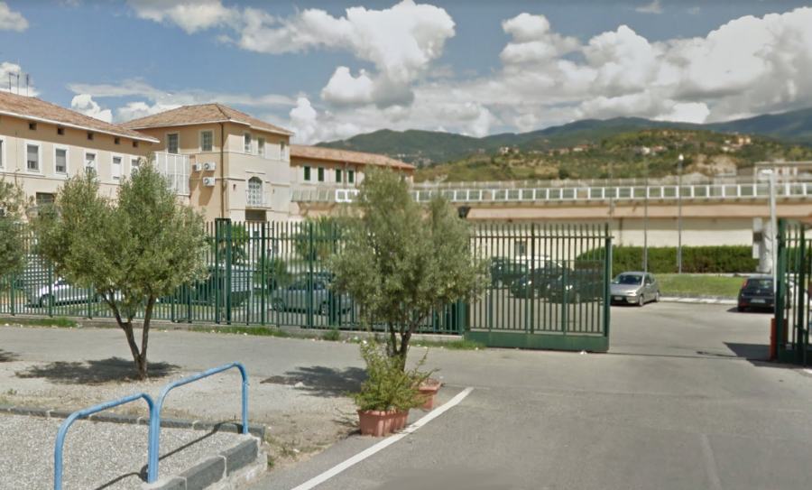 carcere di cosenza 1