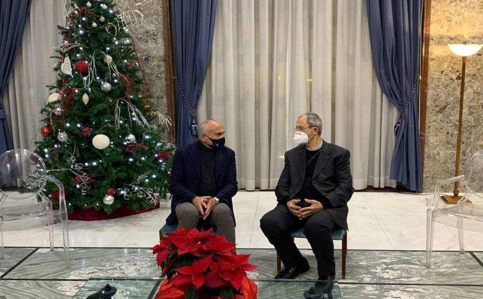 Scambio d'auguri tra Nolè e Caruso, "sinergia per contrastare vecchie e nuove povertà" 51 carus e nole natale 01