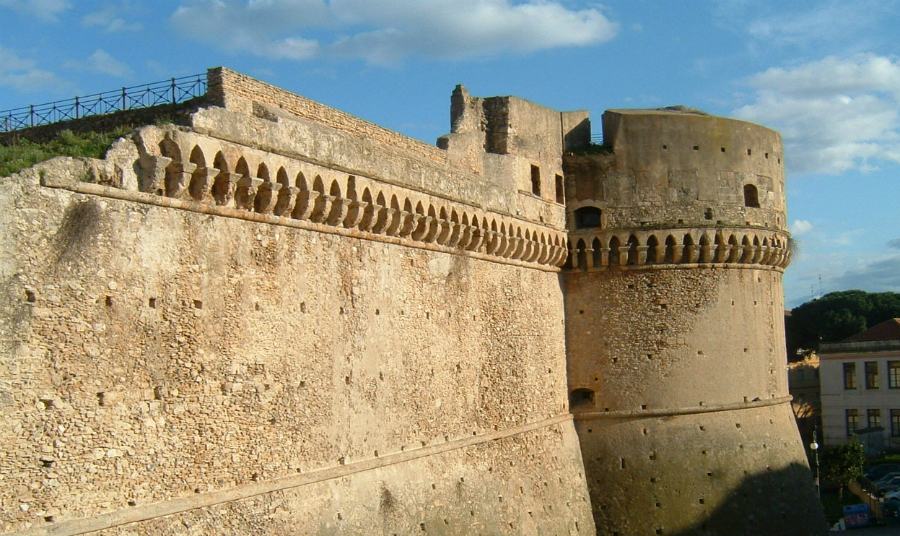 castello crotone