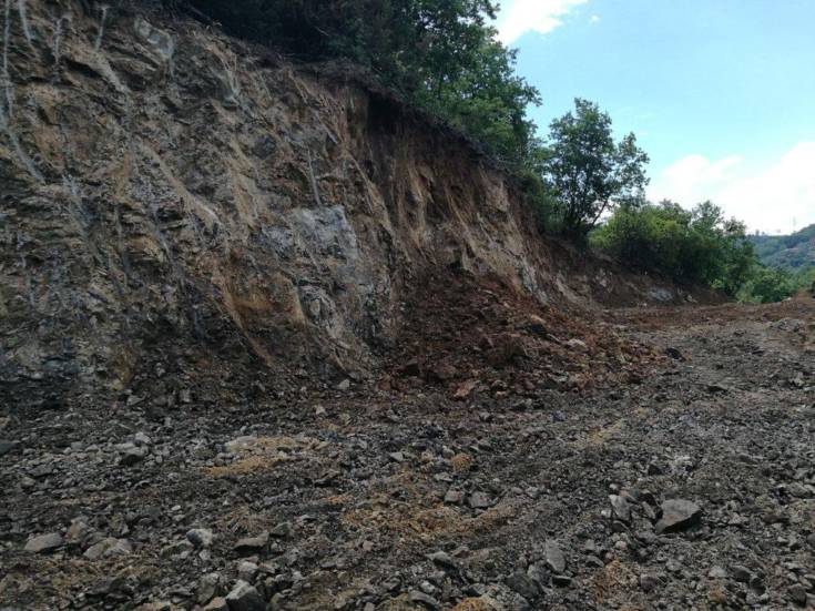 Disboscata area alle porte di Cosenza, cava sotto sequestro (FOTO E VIDEO) 55 cava3