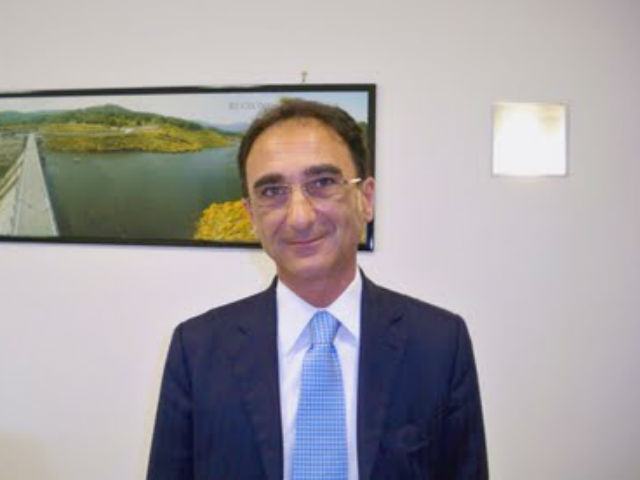 cc8d229f210a7a83f4e2ff5a85616516