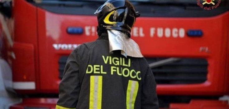 cetraro auto in fiamme e1498808821917