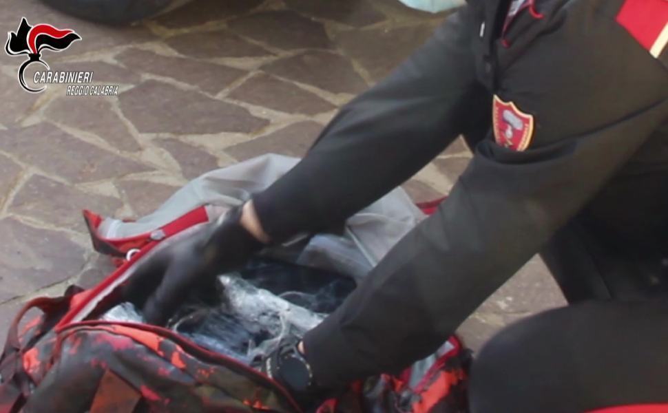 cocaina carabinieri gioia tauro 1