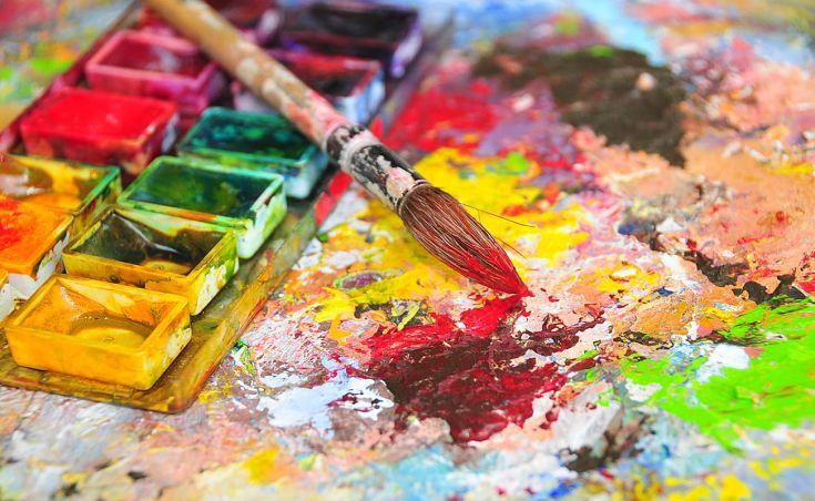 colori acqua pennello