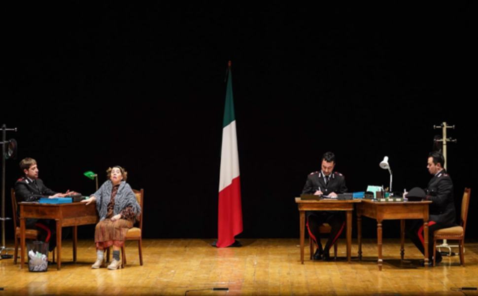 commedia volo comete minchia signor tenente