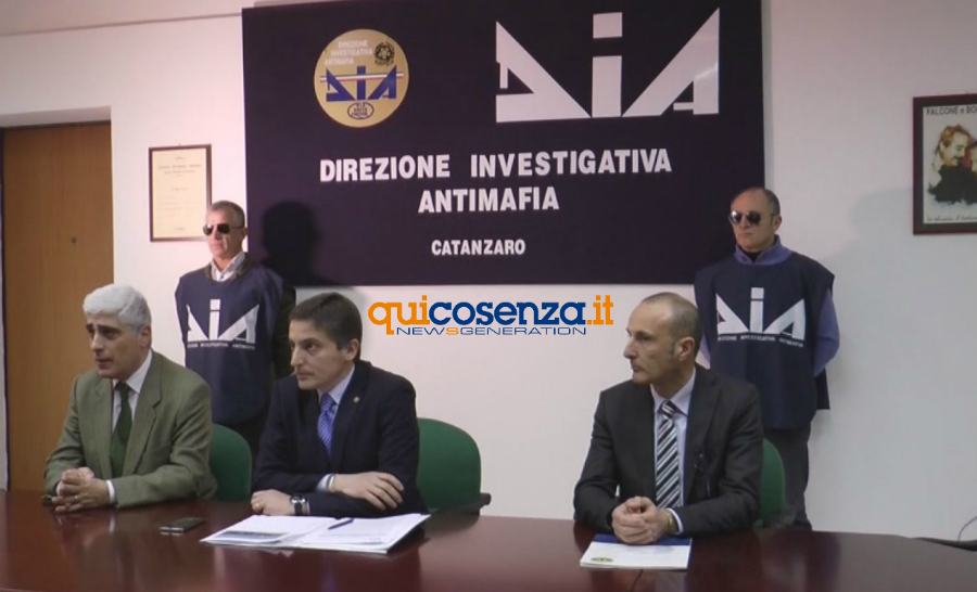 conferenza stampa DIA Catanzaro 02