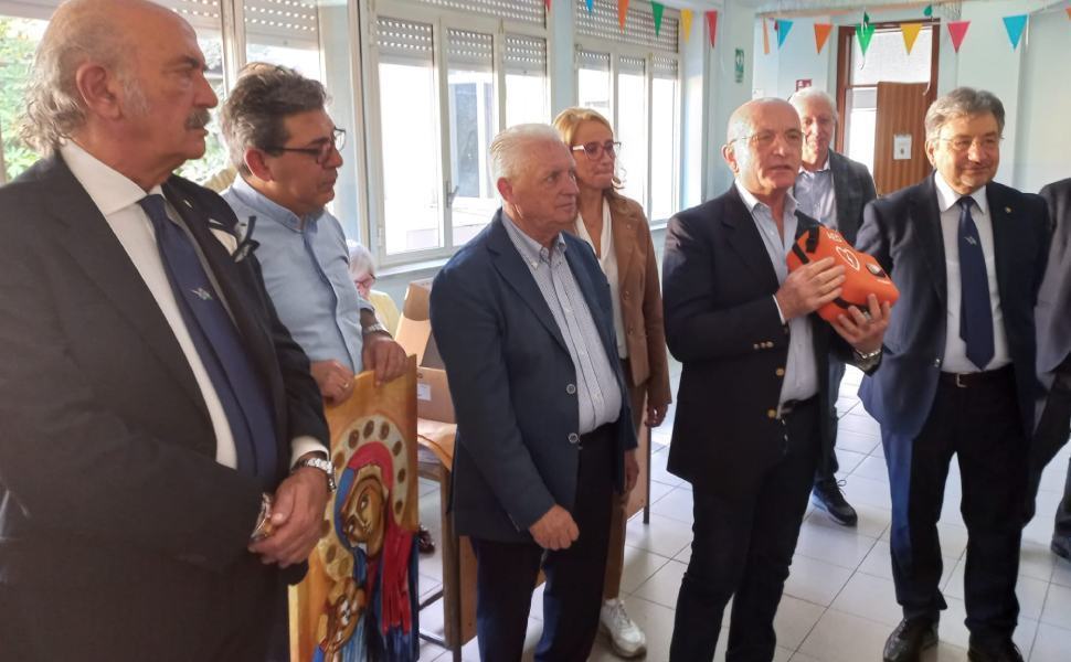 consegna defibrillatore san luca cosenza ANCRI 01