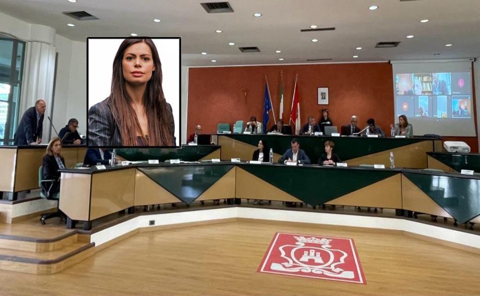 consiglio comunale rende Romina Provenzano 1