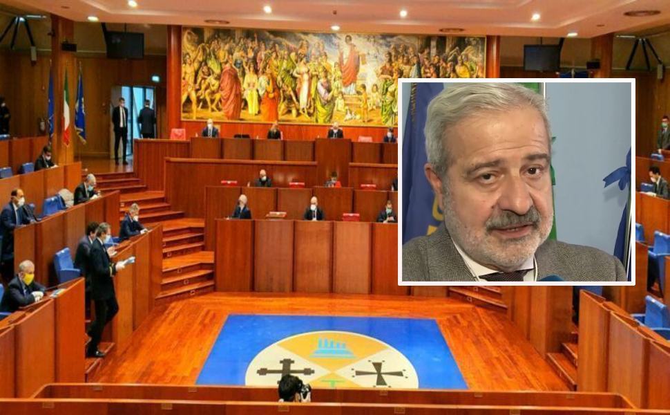Vaccini in ritardo e agli 'Altri', Longo diserta la riunione in Regione 51 consiglio regionale con mascherine 1 1