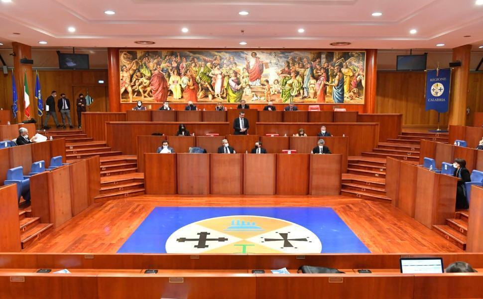 consiglio regionale roberto occhiuto 1