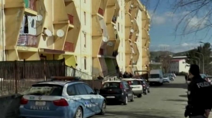 controlli carabinieri quartiere rom cz