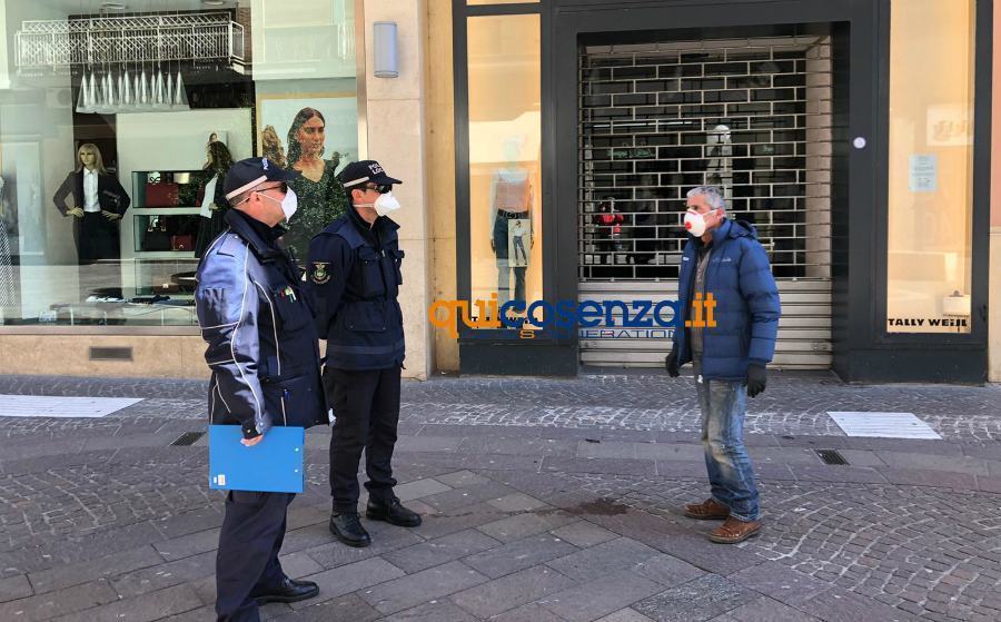 Da Cosenza a Rende, prescrizioni su eventuali riaperture "sanificare e mettere in sicurezza" 51 controlli cosenza coronavirus vigili urbani 02 1