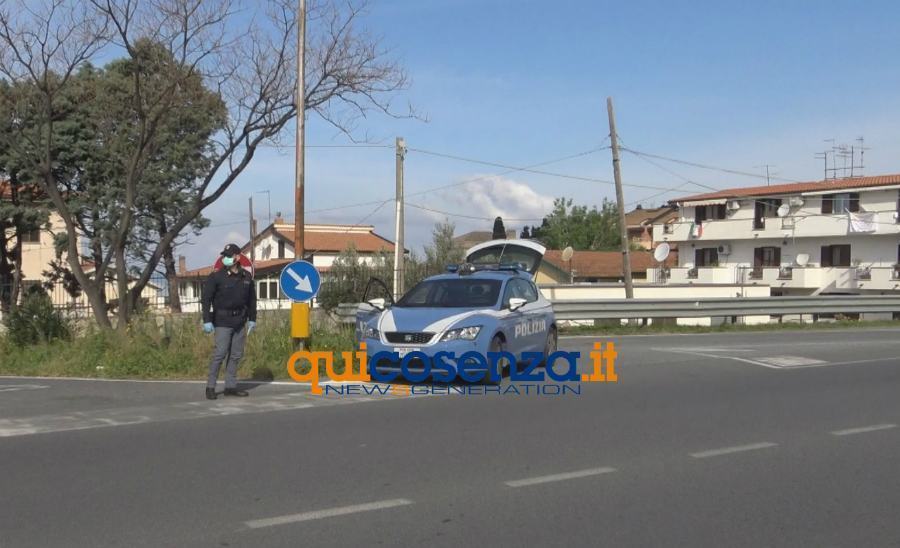 Coronavirus, in arrivo DPI per i poliziotti di Cosenza. LeS Polizia: "numeri inadeguati" 51 controlli polizia san lucido coronavirus 03 1