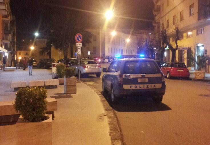 Controlli a locali in via dei Mille e via Panebianco. Sequestrata droga e banconote false 51 controlli polizia