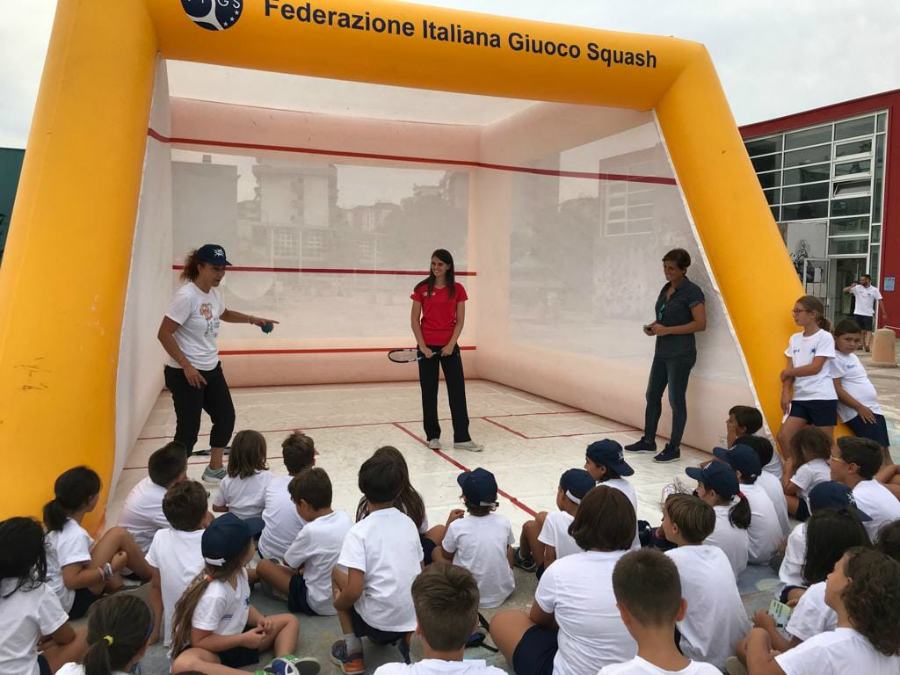 Lo Squash si gioca in città con i grandi campioni 80 cop 2 1