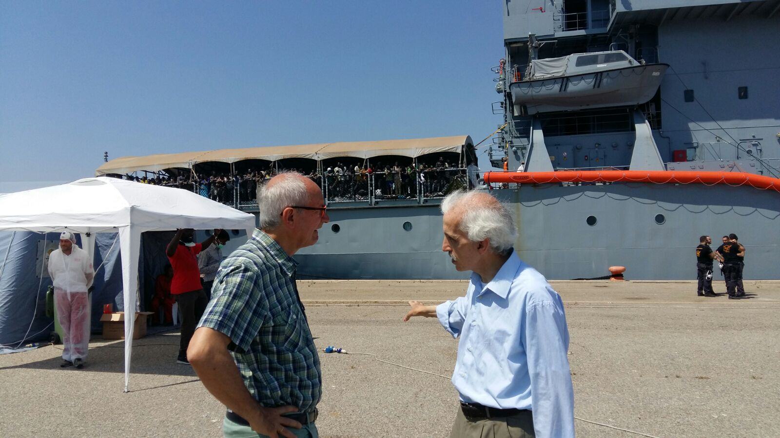 Corigliano pronta ad accogliere i migranti dell'Aquarius, 70 i bimbi a bordo 51 corigliano 1 1