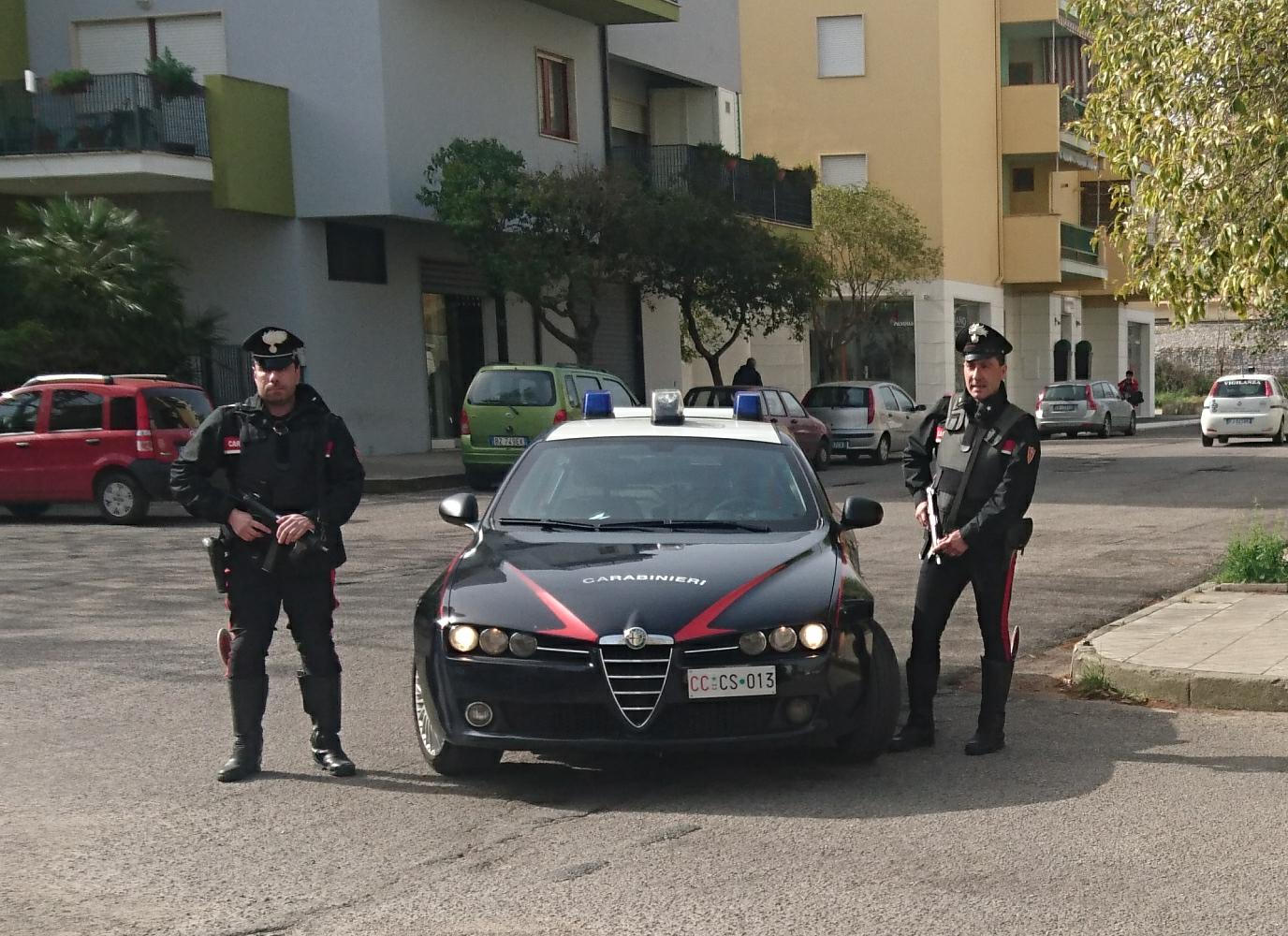 Tenta di sfondare le vetrine di un autosalone in provincia di Cosenza, arrestato 51 corigliano 8