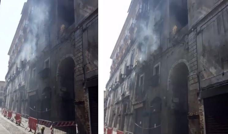 corso telesio incendio