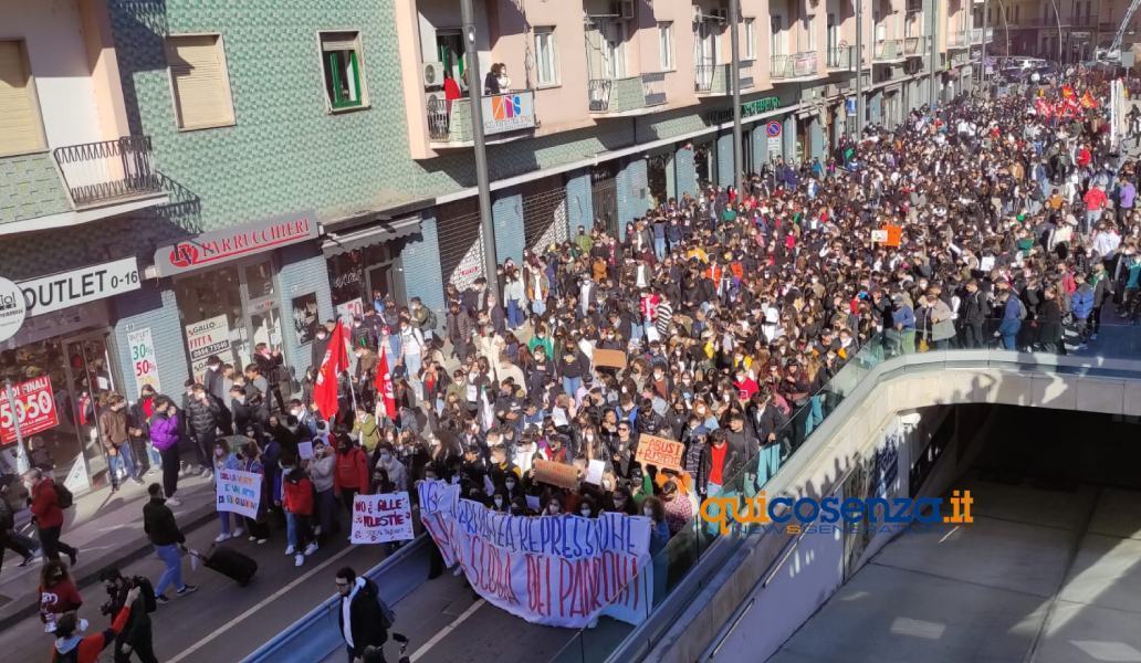 corteo valentini majorana 003