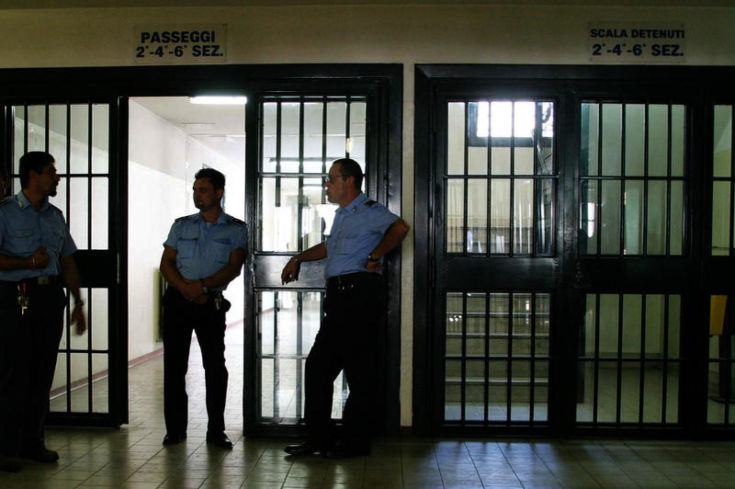 Evadono ripetutamente dai domiciliari, due arresti nel cosentino 80 cosenza CARCERE facebook