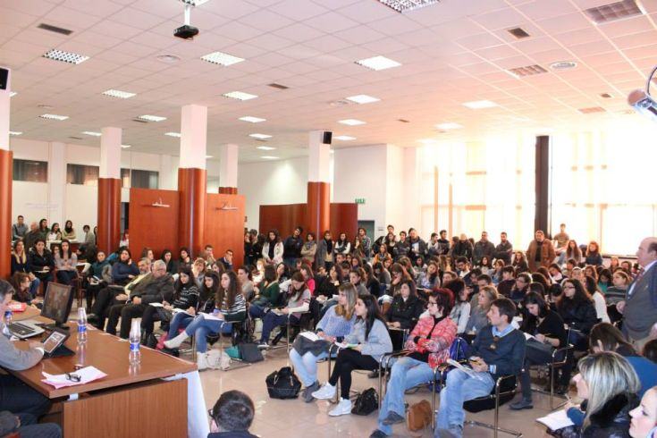 Presentazione all'Unical del Report sull'immigrazione in Calabria e in Puglia 68 university club