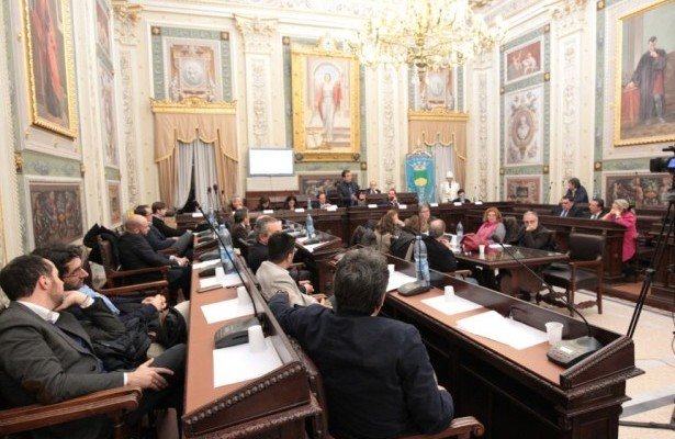 cosenza consiglio comunale assetamento 615x410 615x400 1