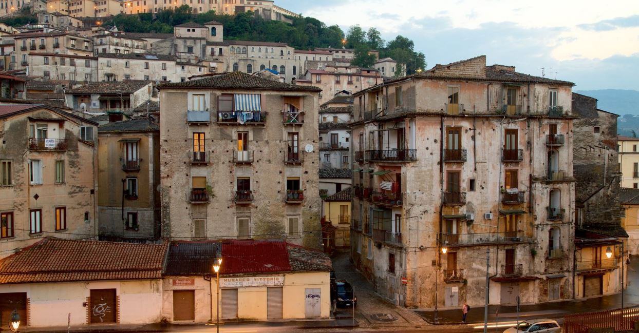 Cosenza: 'Abitare l'inabitabile', domani la presentazione 51 cosenzavecchia 4