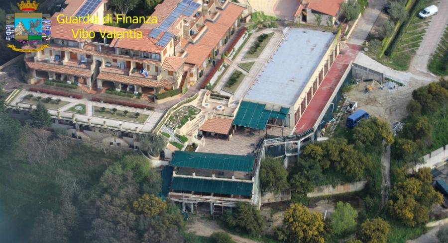 costruzione abusiva drapia finanza 01