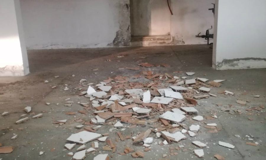 crollo soffitto vigili fuoco sellia marina