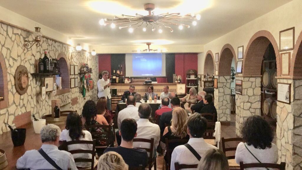 Cantine Spadafora presenta Magaria, il vino bianco estratto da uve nere 4 d7105d74 b16f 4a02 91f8 bf9780b69a77