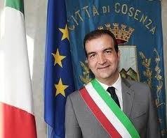 d8fc2d2042cd7b5637bec76ff2343102