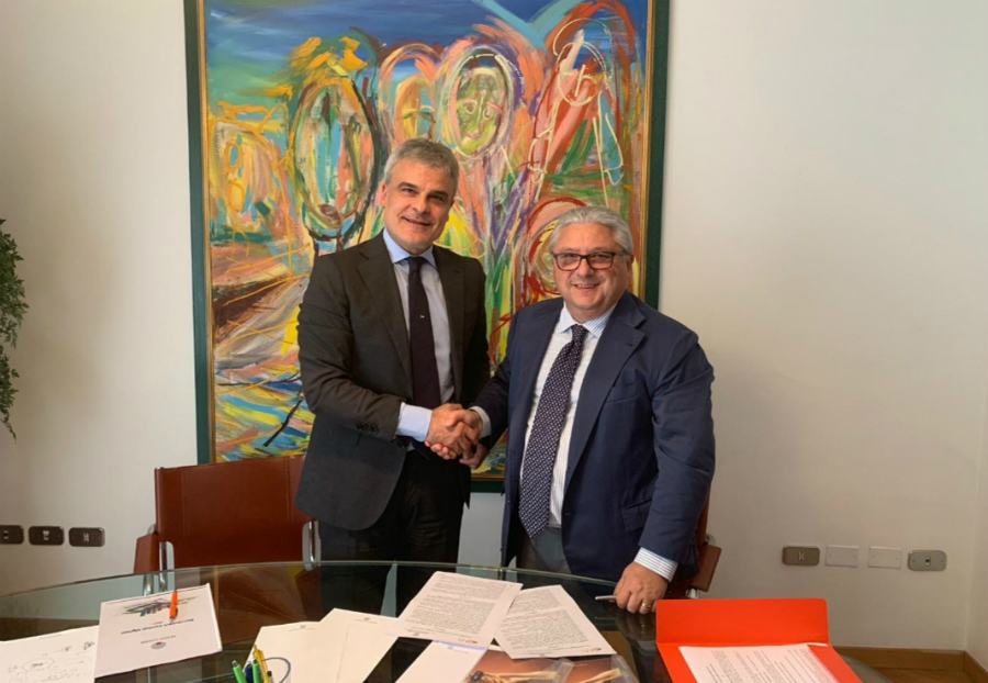 Accesso al Credito, protocollo d’intesa tra Unindustria Calabria ed il Confidi GA.FI. 77 da sx i presidenti Mazzuca e Caputo