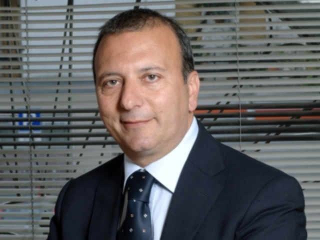 da76fb63fef40245e2e506d287b24c18