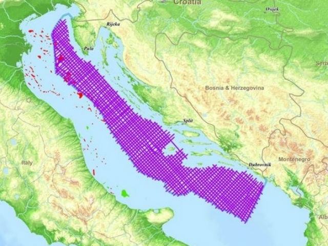 daa631bb90fb9461fdccdf9d1f6d8fe5