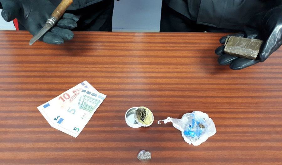 droga carabinieri 19enne cosentino