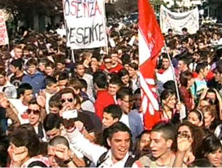 e14b0b01a17d82f25bf0e2e08452e84c