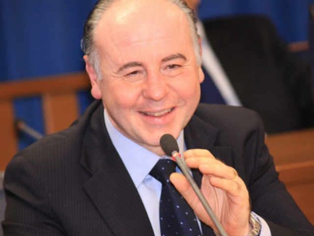 e185e1080e7c10ccb6fdd59fe9d088a3