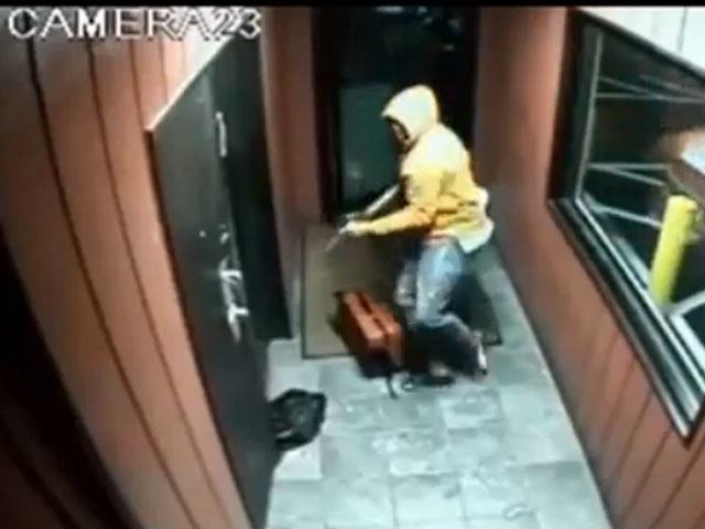 e2b99f25f8abc46596073ed6d1d42d35