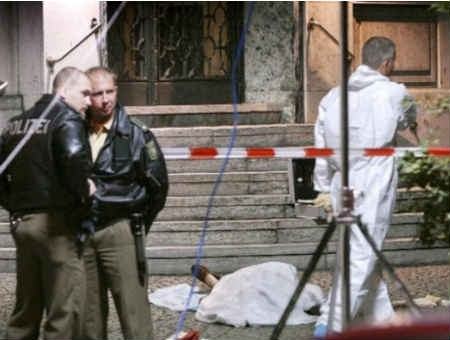 e5c89da5b199460a375618c179d9ff99