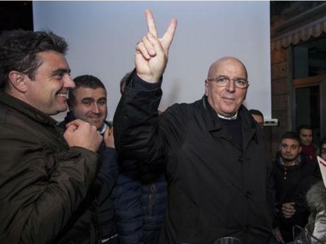 ee7547992ec0175a6e3f2cb7368cc081