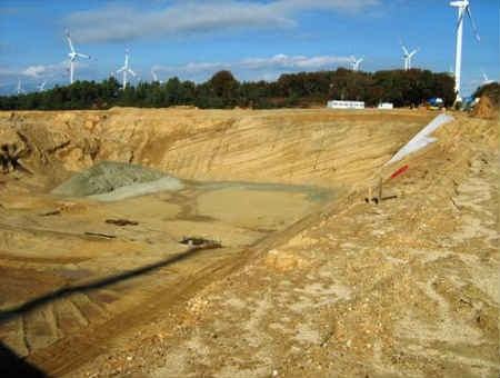 ef06d9c62f4a940ba17debaf208f0e52