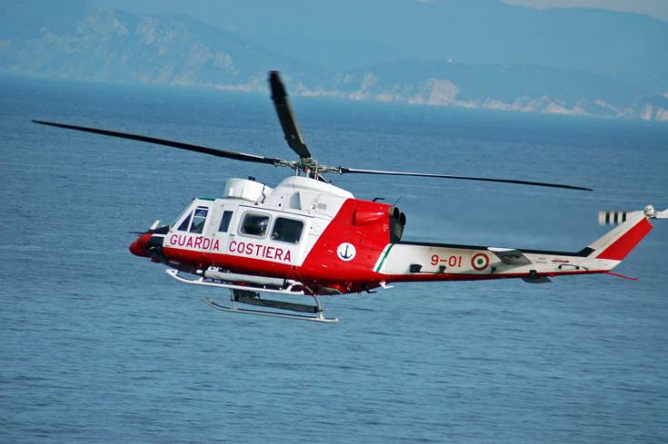 Anziano disperso a Praia a Mare, avviate le ricerca in mare. Si ipotizza il suicidio 51 elicottero gc290714