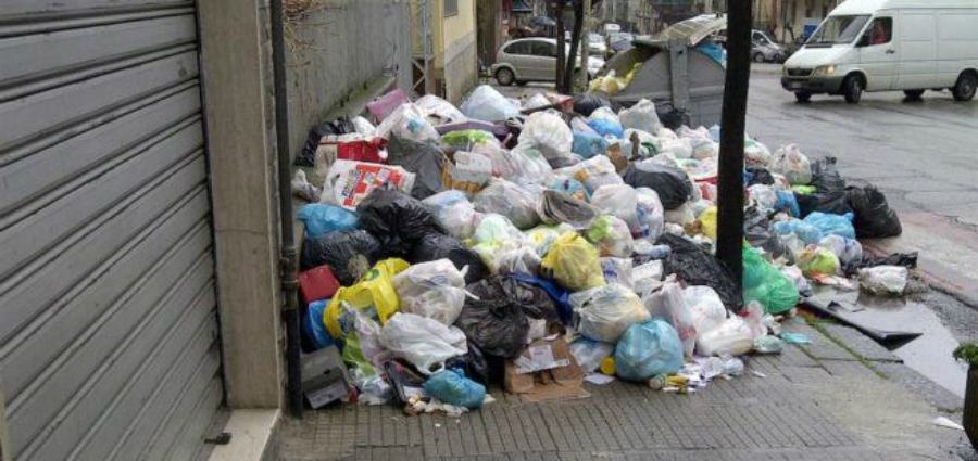 emergenza rifiuti 2