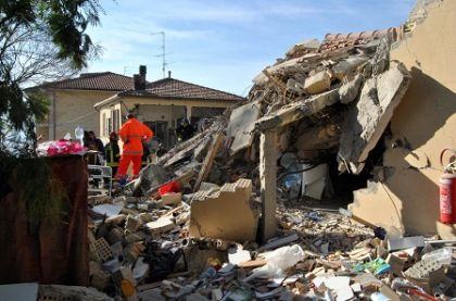 Esplode bombola in una casa di Piane Crati, intera famiglia coinvolta dal crollo 51 esplosione morte palazzina 111213165054 medium
