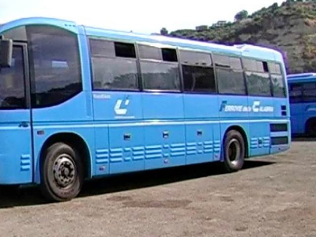 f2a95cdea9ff846e4a4379e52d744e69