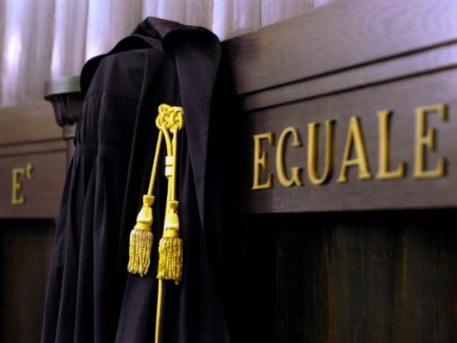 f2f1deffe4e068476abfde783f10d7a5