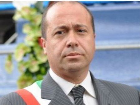 f2ff883afcf51724bdff3bdafed7ef18