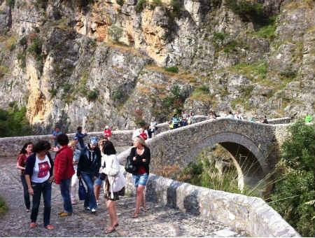 f32c1d50de453f50c968122f6effb94c