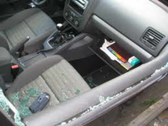 f6108a21b6416c15623373c27b693667